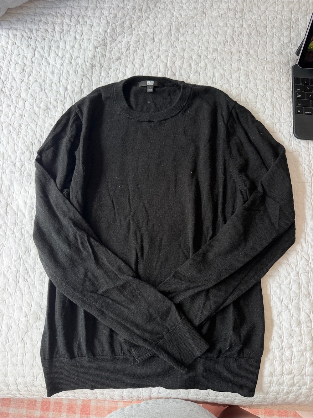 Women’s Uniqlo Black Merino Wool Crewneck Sweater